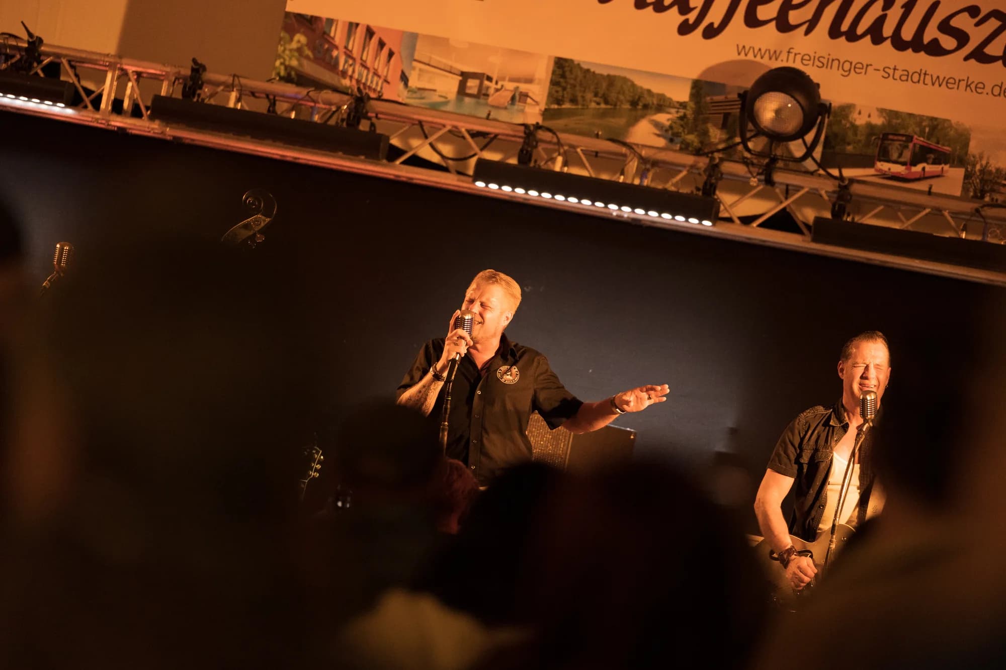Duo Singing Kaffeehauszelt 2023