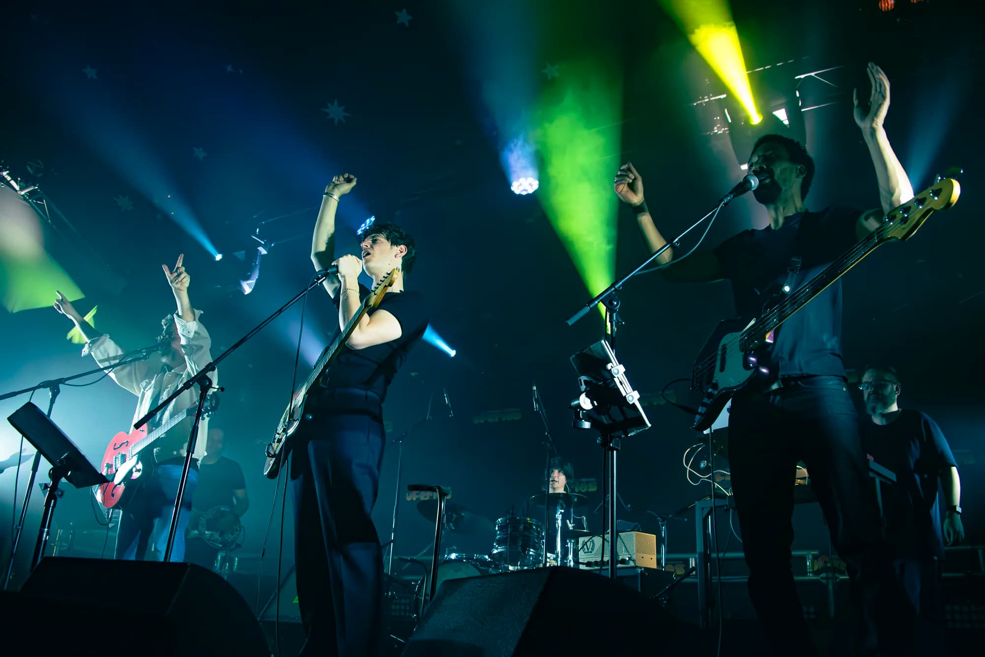 Uferlos Supper Group 2