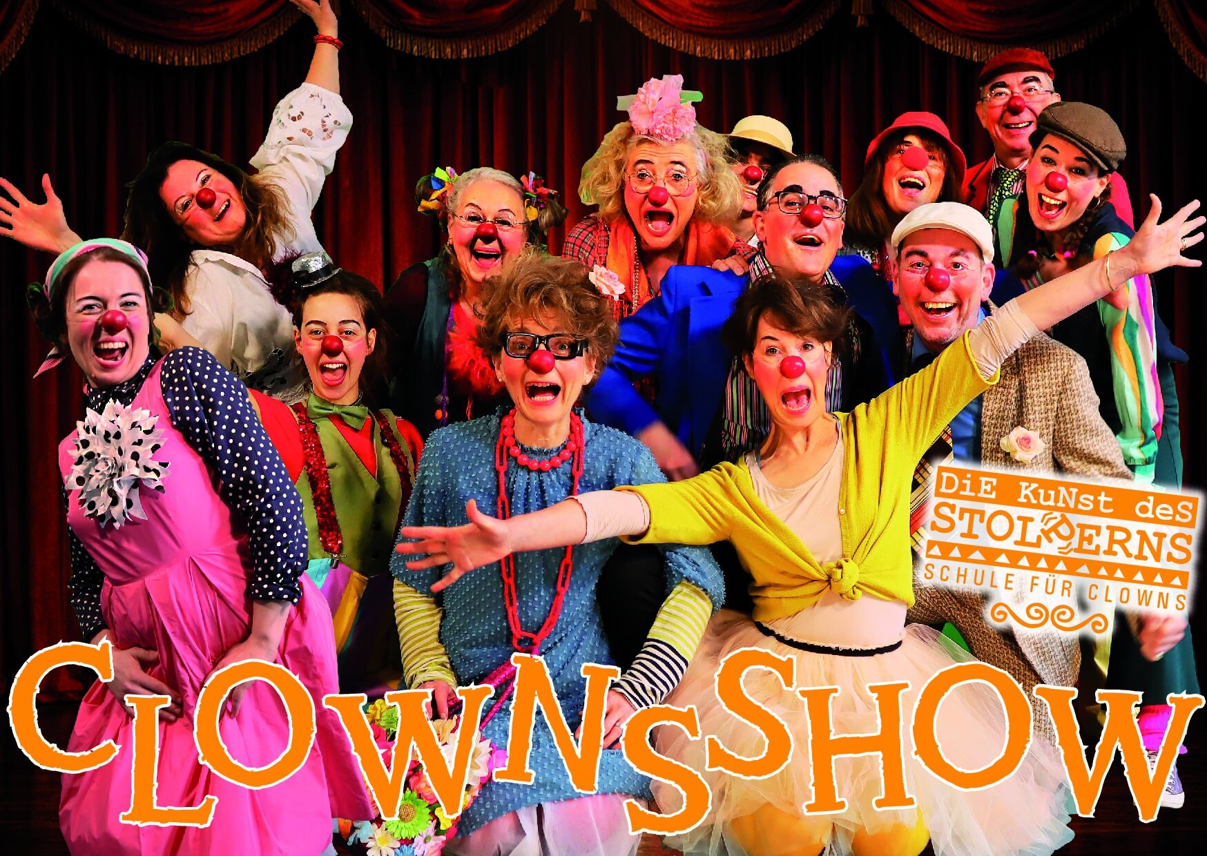 Clown show by the school Die Kunst des Stolperns