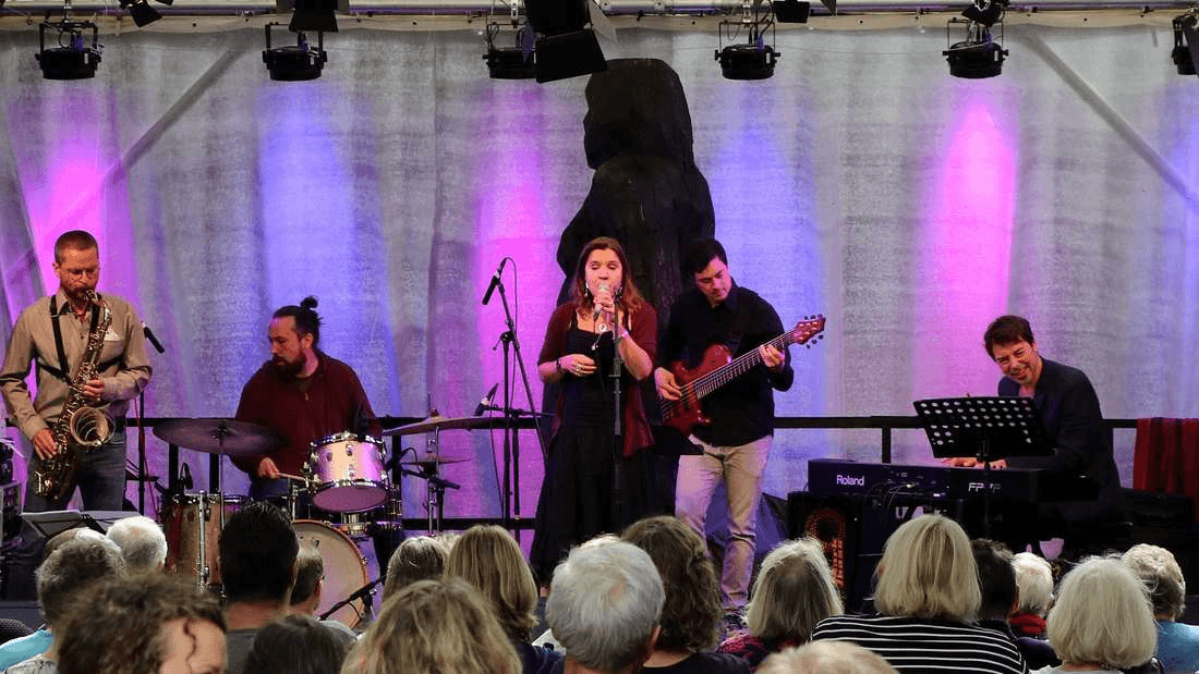 Julia Schröter Band Foto 2